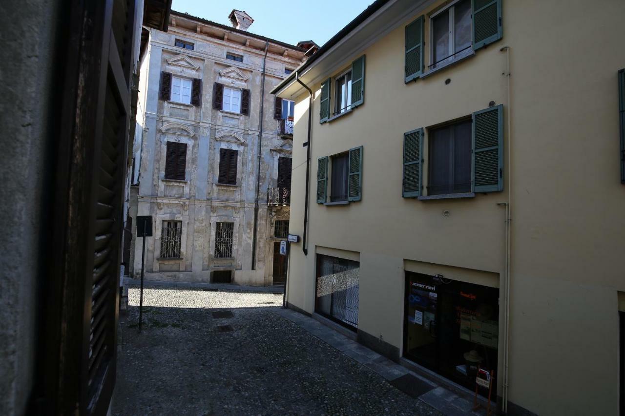 아로나 Cortile Del Forno Nel Centro Storico 아파트 외부 사진