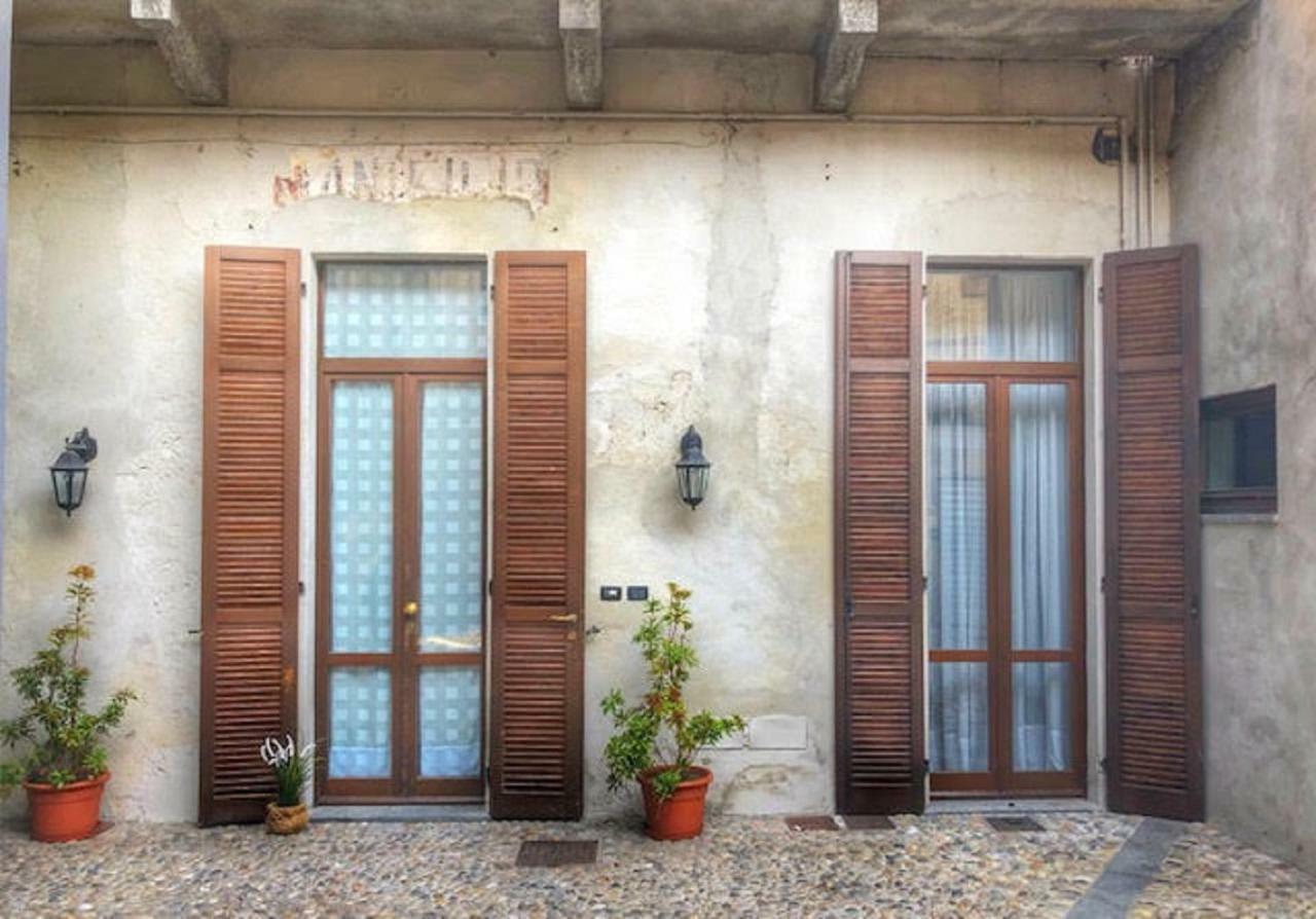 아로나 Cortile Del Forno Nel Centro Storico 아파트 외부 사진